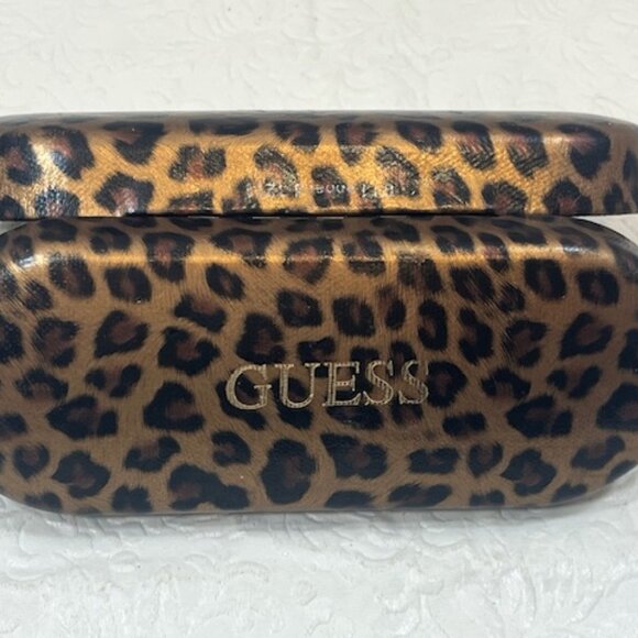 GUESS Designer Leopard Print Case for Eyeglasses - Picture 4 of 11